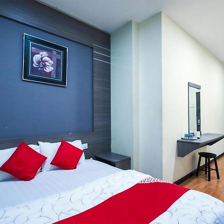 Capital O 812 Hotel Smc Seksyen 13 ชาห์อาลัม ภายนอก รูปภาพ