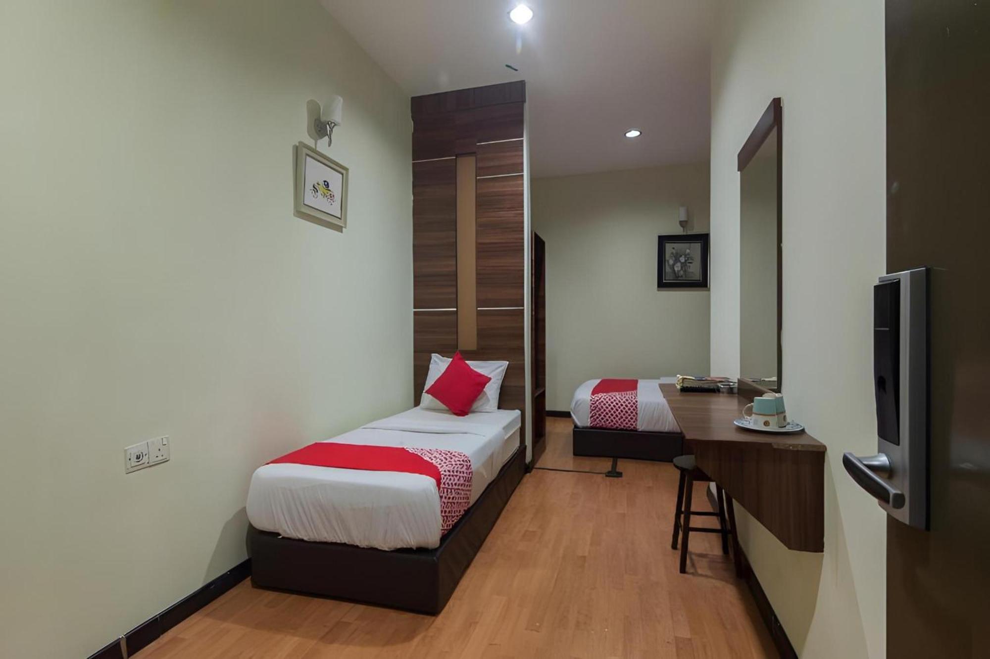Capital O 812 Hotel Smc Seksyen 13 ชาห์อาลัม ภายนอก รูปภาพ