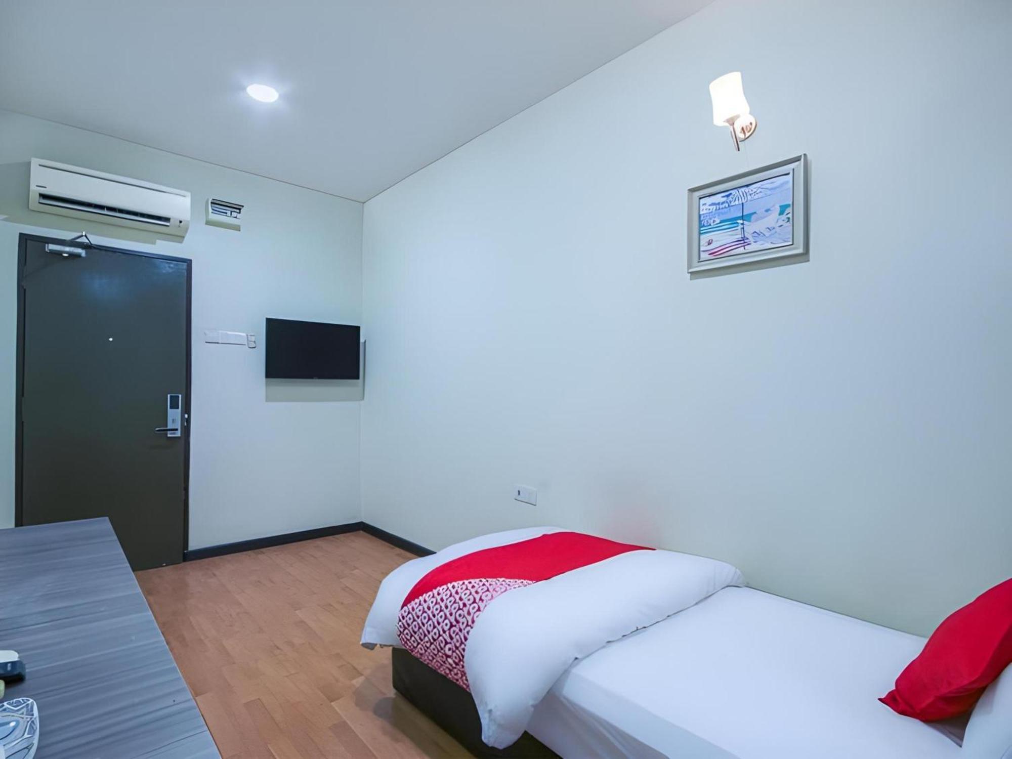 Capital O 812 Hotel Smc Seksyen 13 ชาห์อาลัม ภายนอก รูปภาพ