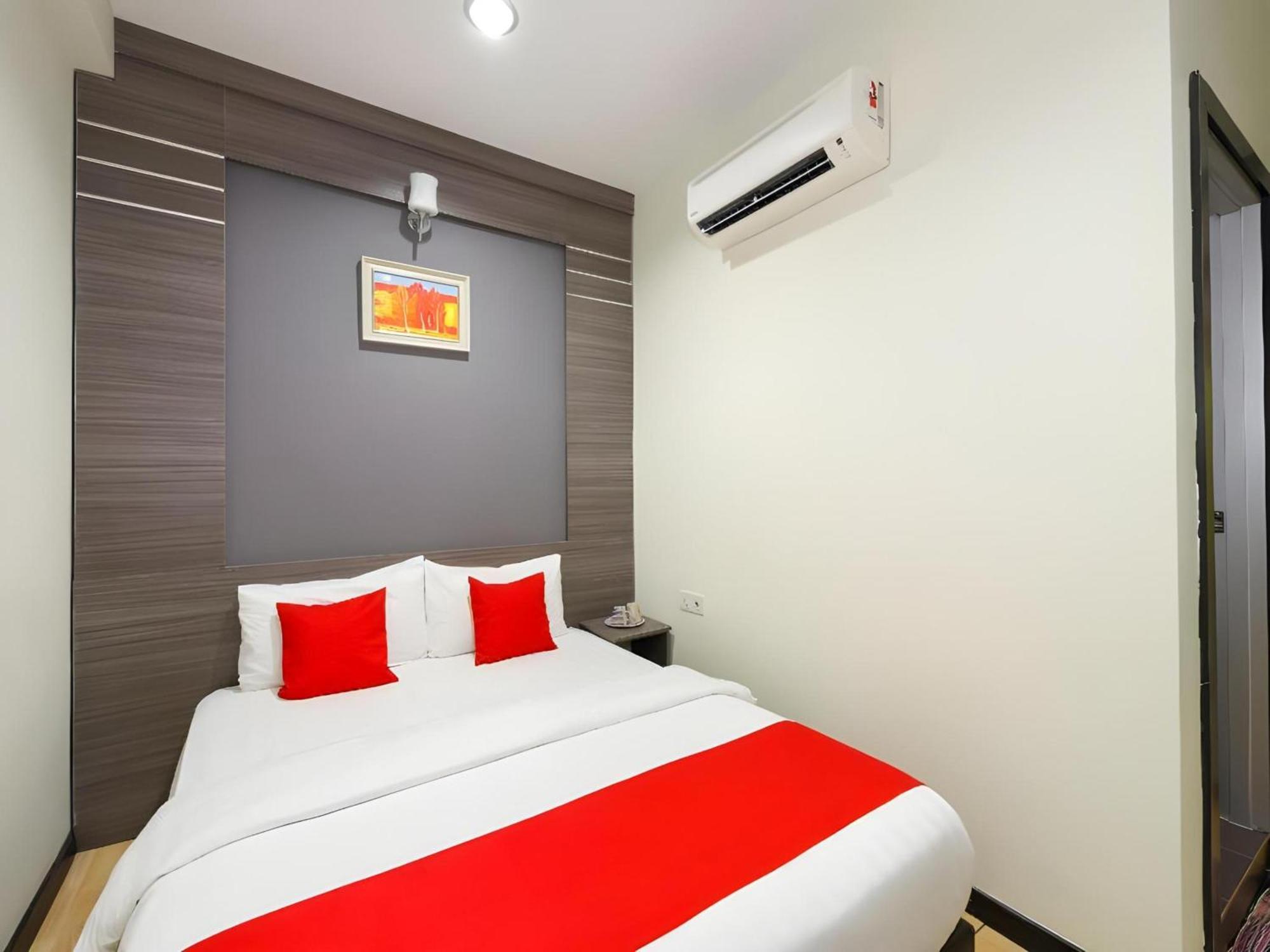 Capital O 812 Hotel Smc Seksyen 13 ชาห์อาลัม ภายนอก รูปภาพ