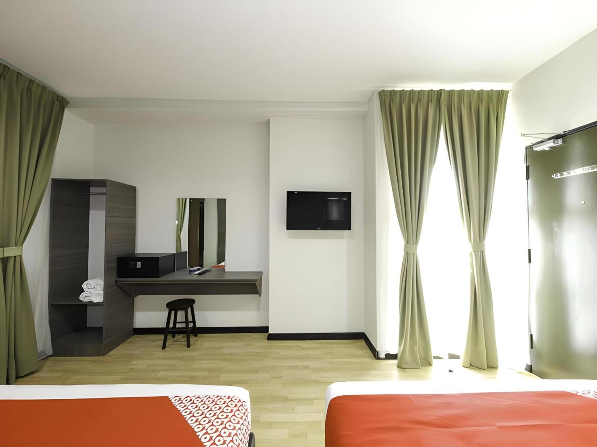 Capital O 812 Hotel Smc Seksyen 13 ชาห์อาลัม ภายนอก รูปภาพ